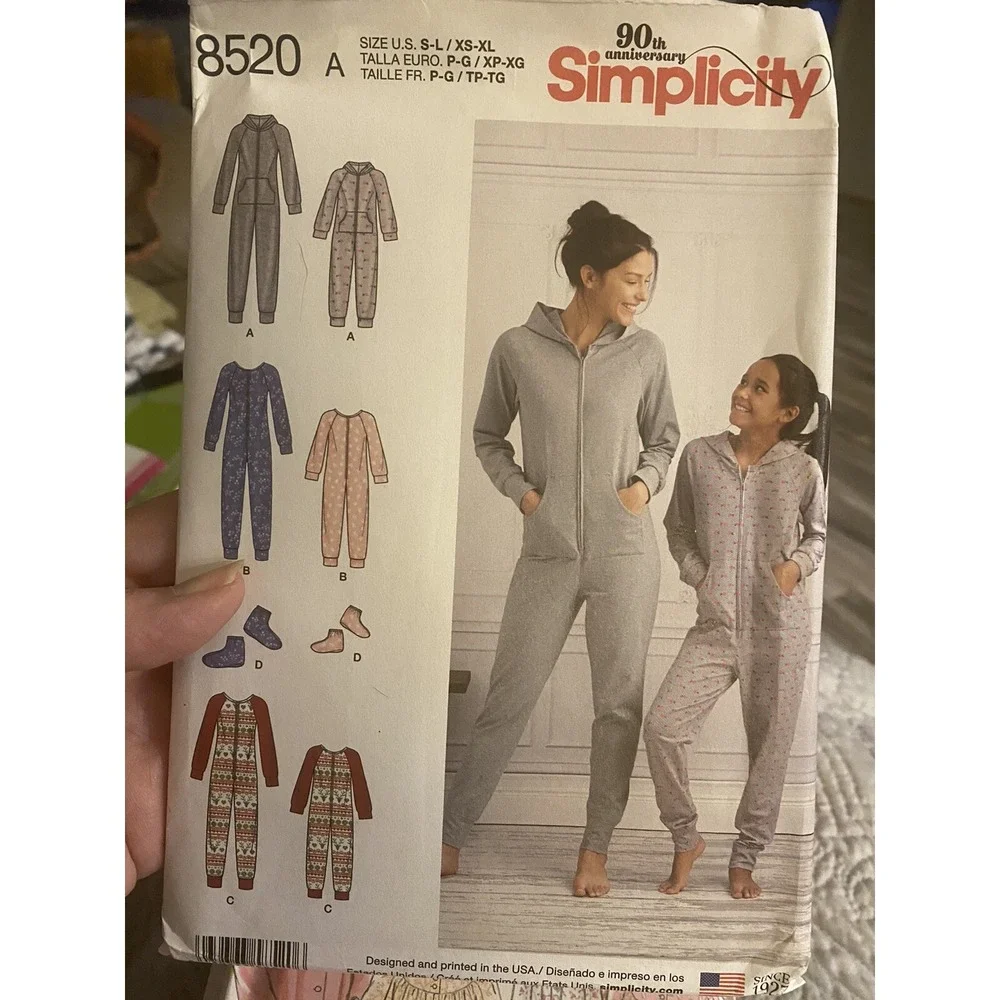 Simplicity 8520 Pajama Sewing Pattern Adult Child Hooded Sleepwear Uncut S-L